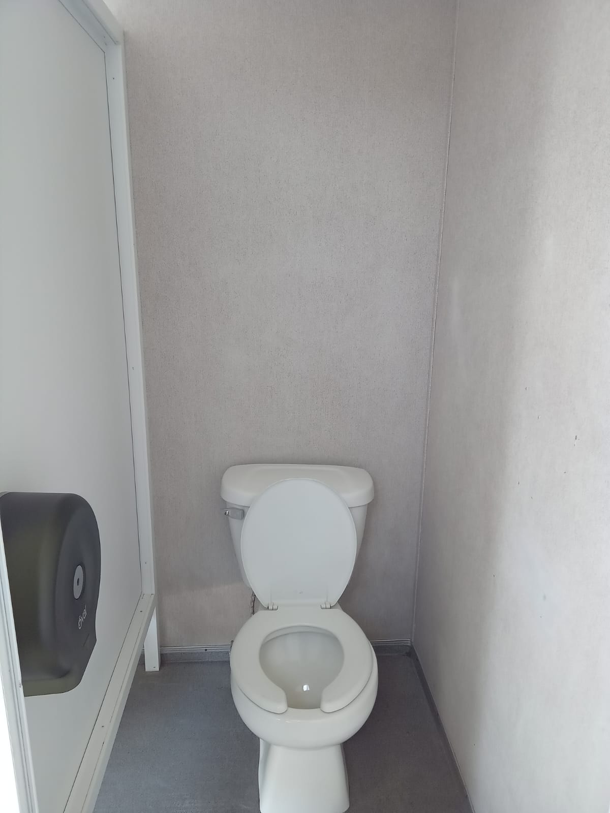 Caseta de Baños Mixtos